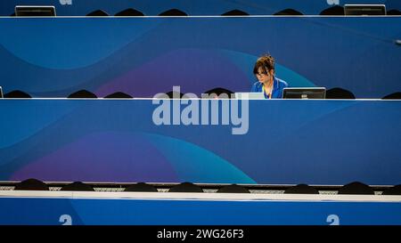 Doha, Katar. Februar 2024. Beamte bei der 21. Aquatikweltmeisterschaft im Aspire Dome in Doha (Katar), 02. Februar 2024. Quelle: Insidefoto di andrea staccioli/Alamy Live News Stockfoto