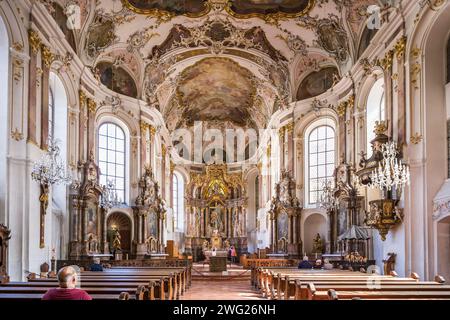 Die Augustinerkirche, Kirche St. Augustinus, Mainz, ein aufwendiges deutsches Barock-/Rokoko-Gebäude von 1771, heute Teil des katholischen Diözesanseminars. Stockfoto