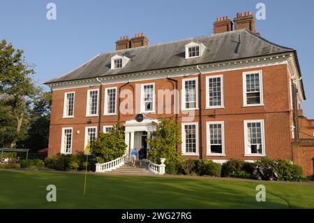 Blick vom 18th Green zum Clubhouse; Royal Blackheath Golf Club; Blackheath; Kent; England Stockfoto