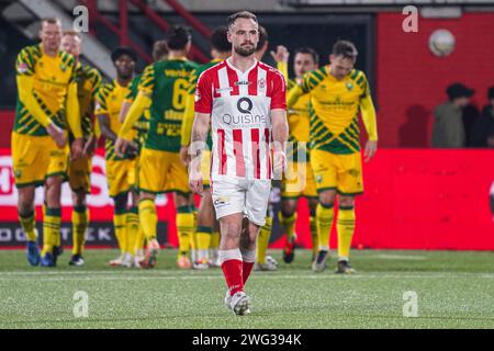 Oss, Niederlande. Februar 2024. OSS, NIEDERLANDE - 2. FEBRUAR: Grad Damen von TOP Oss enttäuscht beim niederländischen Keuken Kampioen Divisie Spiel zwischen TOP Oss und ADO den Haag im Frans Heesen Stadion am 2. Februar 2024 in Oss, Niederlande. (Foto von Gabriel Calvino Alonso/Orange Pictures) Credit: dpa/Alamy Live News Stockfoto