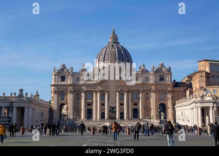 Die Basilika Sankt Peter im Vatikan San Pietro im Vaticano ist die Memorialkirche des Apostels Simon Petrus. Petersdom *** die Basilika St. Peter im Vatikan San Pietro im Vatikan ist die Gedenkkirche des Apostels Simon Peter St. Basilika Peters Stockfoto