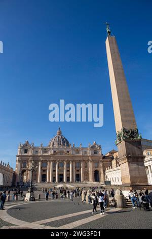 Die Basilika Sankt Peter im Vatikan San Pietro im Vaticano ist die Memorialkirche des Apostels Simon Petrus. Petersdom *** die Basilika St. Peter im Vatikan San Pietro im Vatikan ist die Gedenkkirche des Apostels Simon Peter St. Basilika Peters Stockfoto