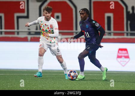 Maastricht, Niederlande. Februar 2024. MAASTRICHT, NIEDERLANDE - 2. FEBRUAR: Cain Seedorf von Telstar spielt mit dem Ball während des Matches MVV Maastricht zwischen Telstar am 2. Februar 2024 in de Geusselt in Maastricht, Niederlande. (Foto von Orange Pictures) Credit: dpa/Alamy Live News Stockfoto