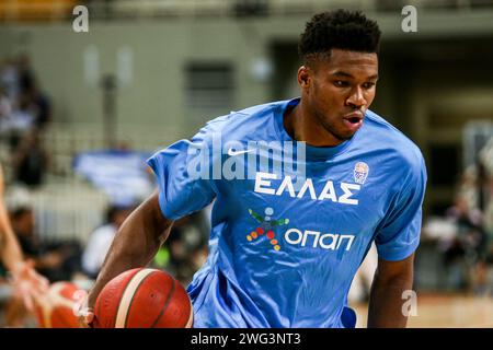 Schnappschüsse von Giannis Antetokounbo während des Basketballspiels der griechischen Nationalmannschaft gegen Spanien im OAKA-Stadion in Athen - Griechenland Stockfoto