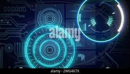 Bild von Scopes, die über einen digitalen Bildschirm scannen und Daten verarbeiten Stockfoto