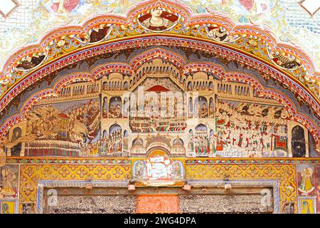 Gemälde des Lebensstils und der Kultur von Rajputana im Kamal Morarka Haveli Museum, Nawalgarh, Rajasthan, Indien. Stockfoto