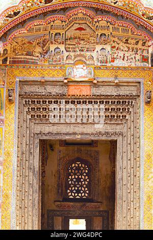 Eingang zum Kamal Morarka Haveli Museum, Nawalgarh, Rajasthan, Indien. Stockfoto