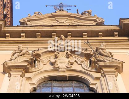 Fassade des Basilikums San Martino in Treviglio, Bergamo, Italien Stockfoto