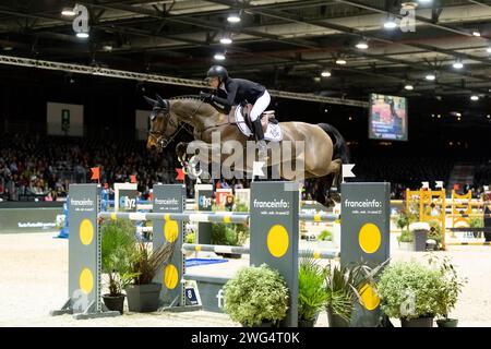 Bordeaux, Frankreich - 2. Februar 2024. Zascha Nygaard Lill aus Dänemark tritt während der FEI CSI5* Weltmeisterschaft in Bordeaux in einer 1,40-m-Speed-Klasse an. Mark Spowart/ALAMY LIVE NEWS Stockfoto