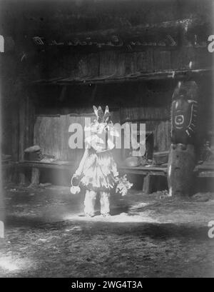 Maskierte Tänzerin, Cowichan, 1913. Stockfoto