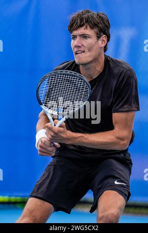 Matthew Dellavedova aus Australien in Aktion während der Qualifikation für das Canberra International ATP Challenger 125 Turnier 2024 Stockfoto