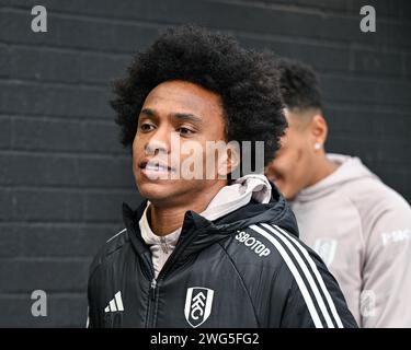 Burnley, Großbritannien. Februar 2024. Willian of Fulham kommt vor dem Spiel, während des Premier League-Spiels Burnley gegen Fulham am 3. Februar 2024 in Burnley, Großbritannien, am 3. Februar 2024. (Foto: Cody Froggatt/News Images/SIPA USA) Credit: SIPA USA/Alamy Live News Stockfoto