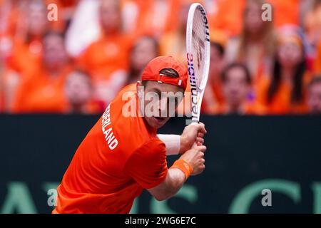 Groningen, Niederlande. Februar 2024. GRONINGEN, NIEDERLANDE - 3. FEBRUAR: Tallon Griekspoor aus den Niederlanden während des Davis Cup Qualifikationsspiels 2024 zwischen den Niederlanden und der Schweiz am 3. Februar 2024 in Martiniplaza in Groningen, Niederlande. (Foto von Andre Weening/Orange Pictures) Credit: Orange Pics BV/Alamy Live News Stockfoto