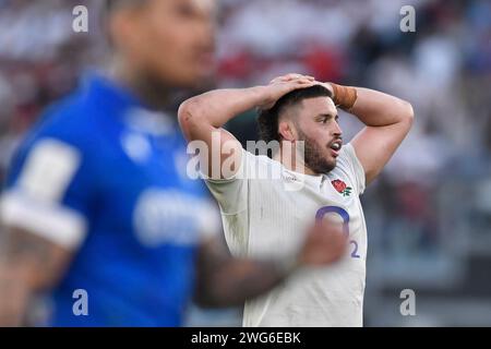 Rom, Italien. Februar 2024. Ethan Roots of England während des Six Nations Rugby-Spiels zwischen Italien und England im Stadio Olimpico in Rom am 3. Februar 2024. Foto Antonietta Baldassarre/Insidefoto Credit: Insidefoto di andrea staccioli/Alamy Live News Stockfoto