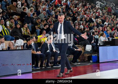 Fenerbahce-Trainer Sarunas Jasikevicius reagiert während des regulären Saisonspiels der Turkish Airlines Euroleague Basketball zwischen AS Monaco und Fenerbahce Beko in der Salle Gaston-Medecin in Monaco. Endergebnis: AS Monaco 76:69 Fenerbahce Beko. Stockfoto