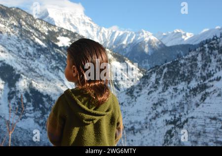 Wunderschöne natürliche Landschaft der Snowy Mountains Stockfoto