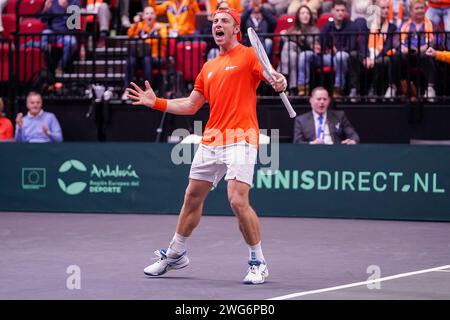 Groningen, Niederlande. Februar 2024. GRONINGEN, NIEDERLANDE - 3. FEBRUAR: Tallon Griekspoor aus den Niederlanden während des Davis Cup Qualifikationsspiels 2024 zwischen den Niederlanden und der Schweiz am 3. Februar 2024 in Martiniplaza in Groningen, Niederlande. (Foto von Andre Weening/Orange Pictures) Credit: Orange Pics BV/Alamy Live News Stockfoto