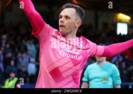 Dens Park. Dundee, Großbritannien. Februar 2024. Cinch Scottish Premiership Dundee gegen Heart of Midlothian Hearts' Lawrence Shankland feiert sein zweites und Hearts drittes Tor und gewinnt das Spiel 3-2 (Foto: Alamy Live News/David Mollison) Credit: David Mollison/Alamy Live News Stockfoto