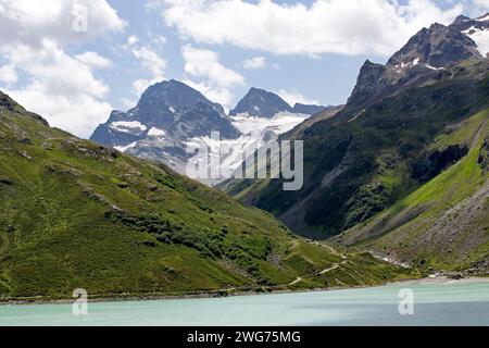 Blick Auf Den Ochsentaler Gletscher Vom Silvrettasee In Vorarlberg, Österreich Stockfoto