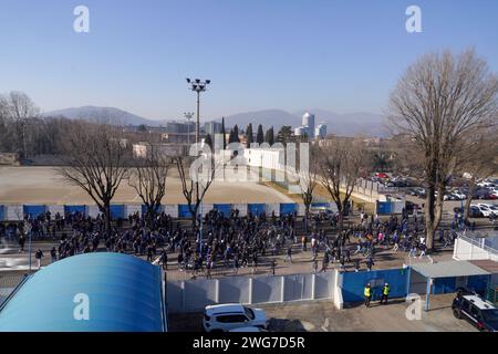 Brescia, Italien. Februar 2024. Protest der Anhänger von Brescia Calcio gegen den Präsidenten Massimo Cellino während Brescia Calcio vs AS Cittadella, italienisches Fußball-Spiel der Serie B in Brescia, Italien, 03. Februar 2024 Credit: Independent Photo Agency/Alamy Live News Stockfoto