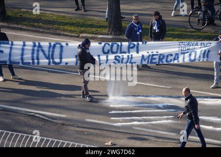 Brescia, Italien. Februar 2024. Protest der Anhänger von Brescia Calcio gegen den Präsidenten Massimo Cellino während Brescia Calcio vs AS Cittadella, italienisches Fußball-Spiel der Serie B in Brescia, Italien, 03. Februar 2024 Credit: Independent Photo Agency/Alamy Live News Stockfoto