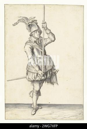 Soldat, der seine Spieße hoch über dem Boden aufrecht hält, Jacques de Gheyn (II), 1596–1606 Zeichnung Design für einen Druck. Papier. Umgang mit Tintenstift und Pinsel mit Waffen  militärische Ausbildung Stockfoto