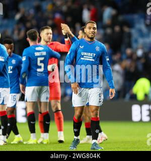 Glasgow, Großbritannien. Februar 2024. Rangers FC spielt Livingston FC im Ibrox Stadium, dem Heimstadion der Rangers, in einem Cinch Scottish Premiership-Spiel. Die Rangers sind derzeit 2. In der Liga, 5 Punkte hinter Celtic und Livingston FC liegen mit nur 13 Punkten am unteren Ende der Liga. Quelle: Findlay/Alamy Live News Stockfoto