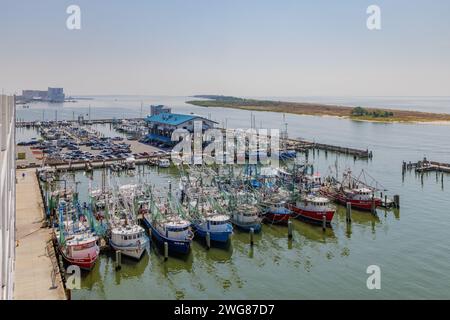 McElroy's Harbor House Restaurant am kleinen Kunsthandwerkshafen und kommerziellen Fischerhafen in Biloxi, Mississippi Stockfoto