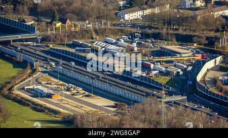 Luftbild, Serways Rastplatz Bottrop-Süd und Baustelle Rastplatz Schwarze Heide, Autobahn A2 und Schallschutzwände, Fuhlenbrock, Bottrop, Ruhrgebiet, Nordrhein-Westfalen, Deutschland ACHTUNGxMINDESTHONORARx60xEURO *** Luftansicht, Serways Rastplatz Bottrop Süd und Baustelle Rastplatz Schwarze Heide, Autobahn A2 und Lärmschutzwände, Fuhlenbrock, Bottrop, Ruhrgebiet, Nordrhein-Westfalen, Deutschland ATTENTIONxMINDESTHONORARx60xEURO Stockfoto