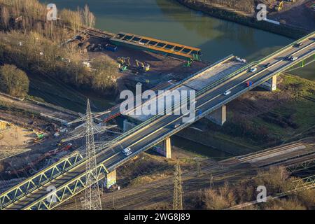 Luftbild, Bauarbeiten an der Emschertalbrücke Autobahnbrücke A43 über den Fluss Emscher und Rhein-Herne-Kanal, Baukau, Herne, Ruhrgebiet, Nordrhein-Westfalen, Deutschland ACHTUNGxMINDESTHONORARx60xEURO *** Luftaufnahme, Bauarbeiten an der Emschertalbrücke A43 über Emscher und Rhein-Herne-Kanal, Baukau, Herne, Ruhrgebiet, Nordrhein-Westfalen, Deutschland ATTENTIONxMINDESTHONORARx60xEURO Stockfoto