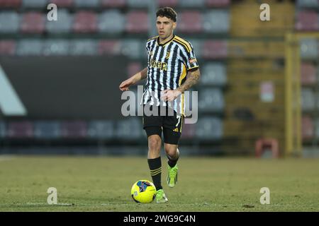 Alessandria, Italien. Februar 2024. Luis Hasa von Juventus während des Spiels der Serie C im Stadio Giuseppe Moccagatta gegen Alessandria, Turin. Der Bildnachweis sollte lauten: Jonathan Moscrop/Sportimage Credit: Sportimage Ltd/Alamy Live News Stockfoto