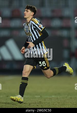 Alessandria, Italien. Februar 2024. Lorenzo Anghele von Juventus während des Spiels der Serie C im Stadio Giuseppe Moccagatta gegen Alessandria, Turin. Der Bildnachweis sollte lauten: Jonathan Moscrop/Sportimage Credit: Sportimage Ltd/Alamy Live News Stockfoto