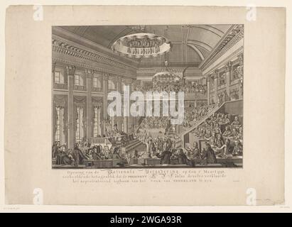 Eröffnung der Nationalversammlung, 1796, Govert Kitsen, nach Johannes Jelgerhuis, 1797 Print Eröffnung der ersten Nationalversammlung in den Haag, am 1. März 1796. Blick im Tagungsraum (ehemaliger Tanzsaal des Stadhouderlijke Palace) mit den Mitgliedern. Links spricht der Vorsitzende Pieter Paulus an der Sitzung. Im Hintergrund die gesamte öffentliche Galerie. Druckerei: RotterdamAfter Zeichnung von: The Haager Papier Radierung / Gravur Unterhaus, Parlament, Kammer. Revolutionärer Regierungshof Stockfoto