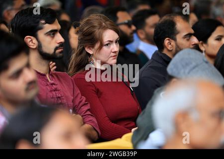 Jaipur, Indien. Februar 2024. Besucher besuchen das Jaipur Literature Festival in Jaipur, Rajasthan, Indien, am 3. Februar 2024. (Foto: Vishal Bhatnagar/NurPhoto) Credit: NurPhoto SRL/Alamy Live News Stockfoto