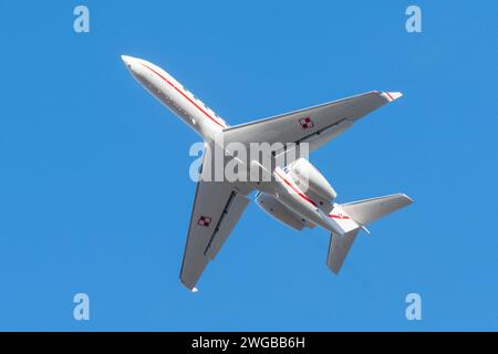 Kleines Flugzeug Nummer 0001 - GLF5 - ein Gulfstream Aerospace GV-SP (G550) im Besitz der polnischen Luftwaffe Stockfoto