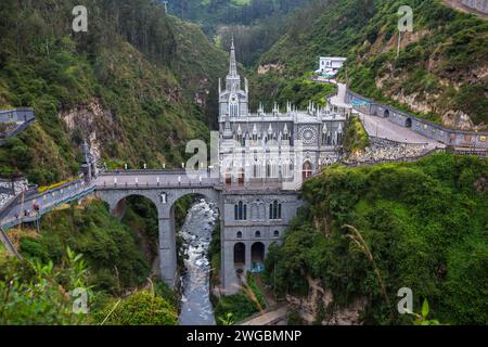National Shrine Basilica of Our Lady of Las Lajas über dem Fluss Guaitara in Kolumbien, Südamerika. Eine der schönsten Kirchen der Welt Stockfoto