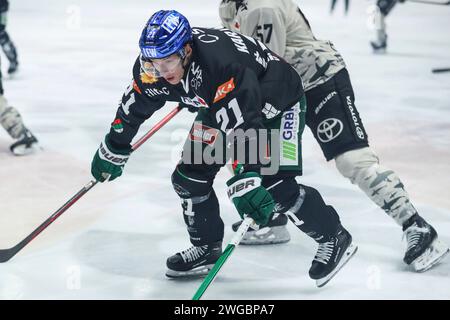 Augsburg, Deutschland 02. Februar 2024: 1. DEL - 2023/2024 - Sp.43 - Augsburger Panther vs. Kölner Haie im Bild: Jere Karjalainen (Augsburger Panther) Stockfoto