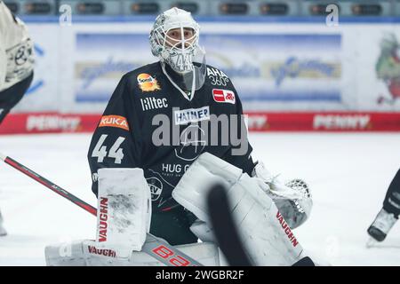 Augsburg, Deutschland 02. Februar 2024: 1. DEL - 2023/2024 - Sp.43 - Augsburger Panther vs. Kölner Haie im Bild: Torhueter Dennis Endras (Augsburger Panther) Stockfoto