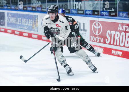 Augsburg, Deutschland 02. Februar 2024: 1. DEL - 2023/2024 - Sp.43 - Augsburger Panther vs. Kölner Haie im Bild: Justin Schütz/Schuetz (Kölner Haie) Stockfoto