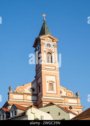 Kirchturm im Abendlicht, Pfarrkirche St. Paul, Passau, Bayern, Deutschland Stockfoto