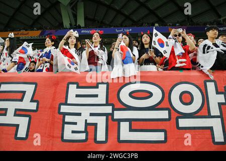 Al Wakrah, Katar. Februar 2024. Korea Fans Fußball/Fußball : AFC Asian Cup Qatar 2023 Viertelfinalspiel zwischen Australien 1-2 Korea Republic im Al Janoub Stadium in Al Wakrah, Katar . Quelle: Mutsu Kawamori/AFLO/Alamy Live News Stockfoto