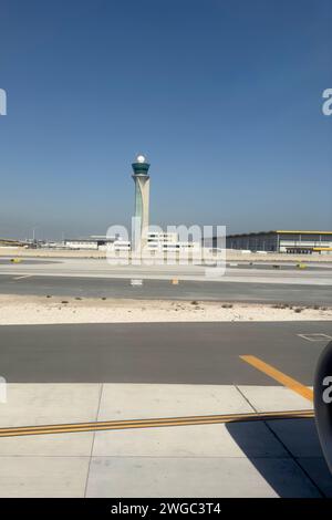 Doha, Katar - 19. Januar 202: Hamad International Airport. Der Flughafen wurde am 30. April 2014 eröffnet und bietet heute mehr als 35 Millionen Passagiere pro Jahr Platz Stockfoto