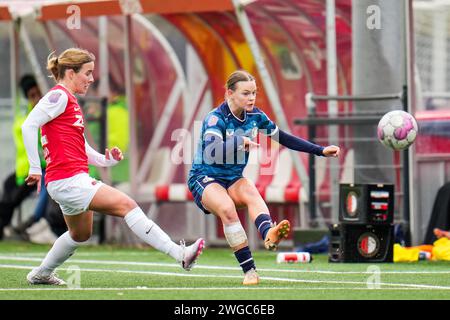 Wijdewormer, Niederlande. Februar 2024. Wijdewormer - Justine Brandau von Feyenoord V1 während des Spiels zwischen AZ V1 und Feyenoord V1 im AFAS Trainingskomplex am 4. Februar 2024 in Wijdewormer, Niederlande. Credit: Box to Box Pictures/Alamy Live News Stockfoto