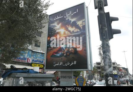 Beirut, Libanon. Februar 2024. Plakate im palästinensischen Lager Shatila, Beirut, Libanon, am 3. Februar 2024. (Foto: Elisa Gestri/SIPA USA) Credit: SIPA USA/Alamy Live News Stockfoto