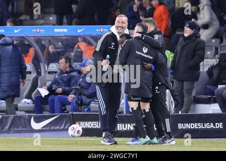 Berlin, Deutschland. Februar 2024. 03.02.2024, Berliner Olympiastadion, Berlin, DEU, DFL, 2. FBL, Hertha BSC vs. Hamburger SV, im Bild Cheftrainer Tim Walter (Hamburger SV) DFL - Bestimmungen verbieten jede Verwendung von Fotografien als Bildsequenzen und/oder Quasi-Video Foto: Jürgen Engler/nordphoto GmbH/dpa/Alamy Live News Stockfoto