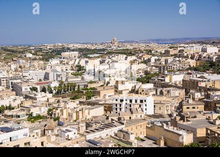 Rabat, Malta - 19. Juni 2023: Blick auf Xeuchia von Rabat auf der Insel Gozo, Malta (Malta) Stockfoto