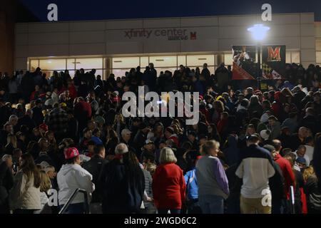 College Park, MD, USA. Februar 2024. Atmosphäre beim Iowa vs. Maryland NCAA Women's Basketball Game im SECU Stadium in College Park, Maryland am 3. Februar 2024. Quelle: Mpi34/Media Punch/Alamy Live News Stockfoto