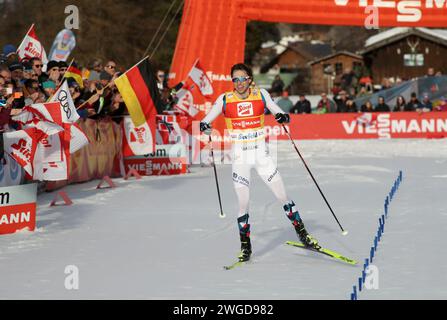 Seefeld, Österreich, 04. Februar 2024: Nordische Kombination, NORDISCHE Kombination TRIPLE 2024, Herren, Weltcup, Herren Individual Gundersen NH/12,5km, Seefeld Sports Arena, Langlauf RIIBER Jarl Magnus (NOR) Sieger des Seefeld Nordic Triple 2024 Stockfoto