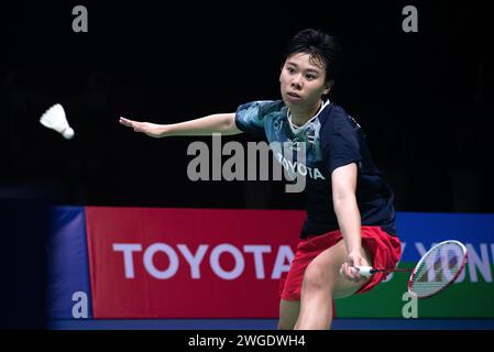 Bangkok, Thailand. Februar 2024. Supanida Katethong aus Thailand spielt gegen Aya Ohori aus Japan (nicht abgebildet) während des Badminton Women's Single Final Match in den Princess Sirivannavari Thailand Masters 2024 im Nimibutr Stadium. Aya Ohori gewann Supanida Katethong 2:1 (18:21, 21:17, 21:13) Credit: SOPA Images Limited/Alamy Live News Stockfoto