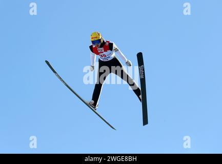 Seefeld, Österreich, 04. Februar 2024: Nordische Kombination, NORDISCHE KOMBINATION TRIPLE 2024, Herren, Weltcup, Herren Individual Gundersen NH/12,5 km, Seefeld Sports Arena, Skispringen, Sprunglauf KARHUMAA Wille (FIN) Stockfoto